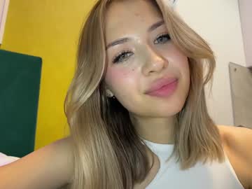 girl Watch The Newest Xxx Webcam Girls Live with silk_angell