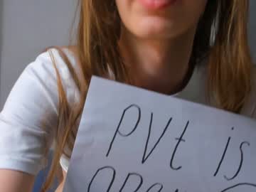 girl Watch The Newest Xxx Webcam Girls Live with wildabolling