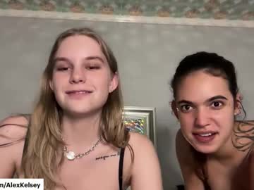 girl Watch The Newest Xxx Webcam Girls Live with okjas