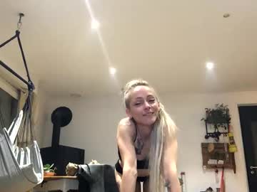 couple Watch The Newest Xxx Webcam Girls Live with minimarybloody