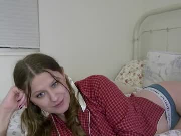 girl Watch The Newest Xxx Webcam Girls Live with clementinecult