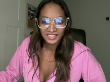 girl Watch The Newest Xxx Webcam Girls Live with therealgiana