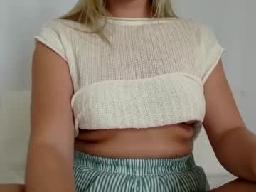 girl Watch The Newest Xxx Webcam Girls Live with innocentblonde789