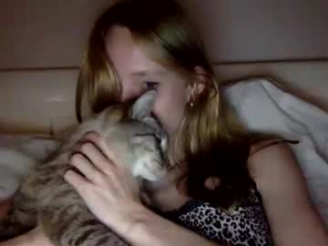 girl Watch The Newest Xxx Webcam Girls Live with littlee_redd