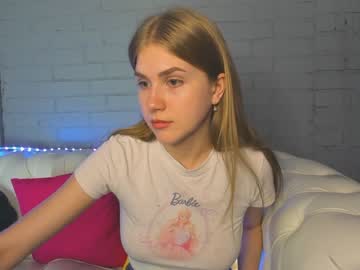 girl Watch The Newest Xxx Webcam Girls Live with common_room