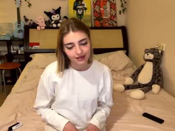 girl Watch The Newest Xxx Webcam Girls Live with redbull_girl