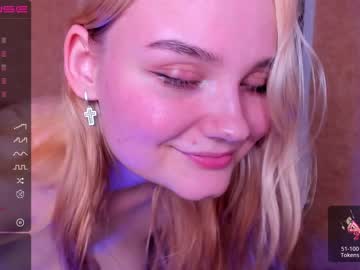 girl Watch The Newest Xxx Webcam Girls Live with lola_tease