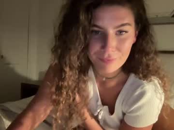 girl Watch The Newest Xxx Webcam Girls Live with allylucy