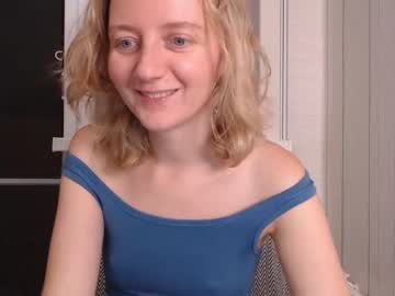girl Watch The Newest Xxx Webcam Girls Live with elly_helly